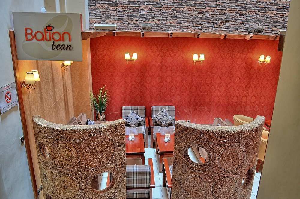 Batian Cafe 1 at After 40 Hotel